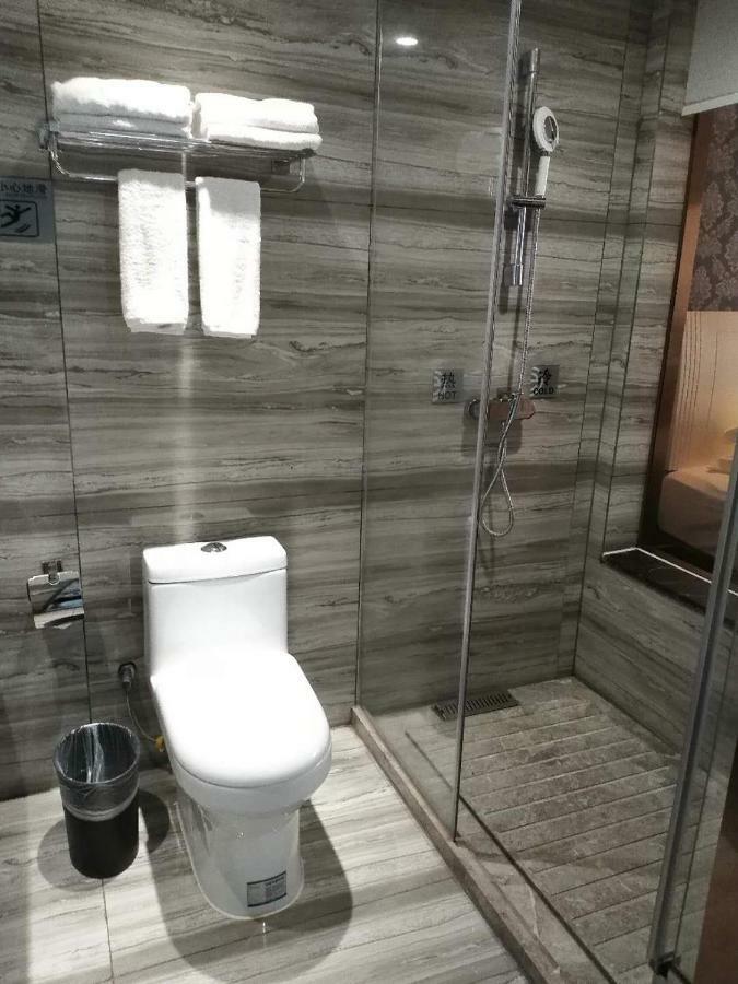 Ramada Encore Wyndham Nanning City Center Qingxiu Esterno foto