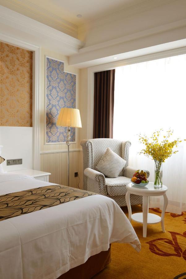 Ramada Encore Wyndham Nanning City Center Qingxiu Esterno foto
